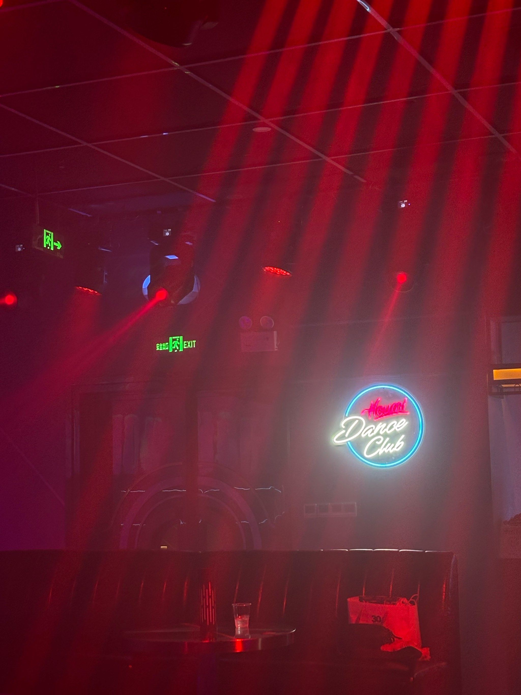 泸州商务ktv组局攻略-泸县ktv预定